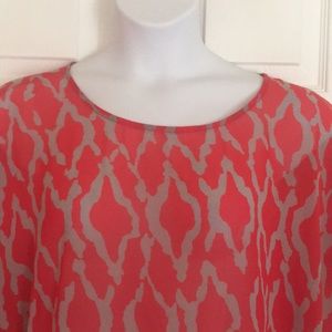 Bobeau Plus Box Sheer Top